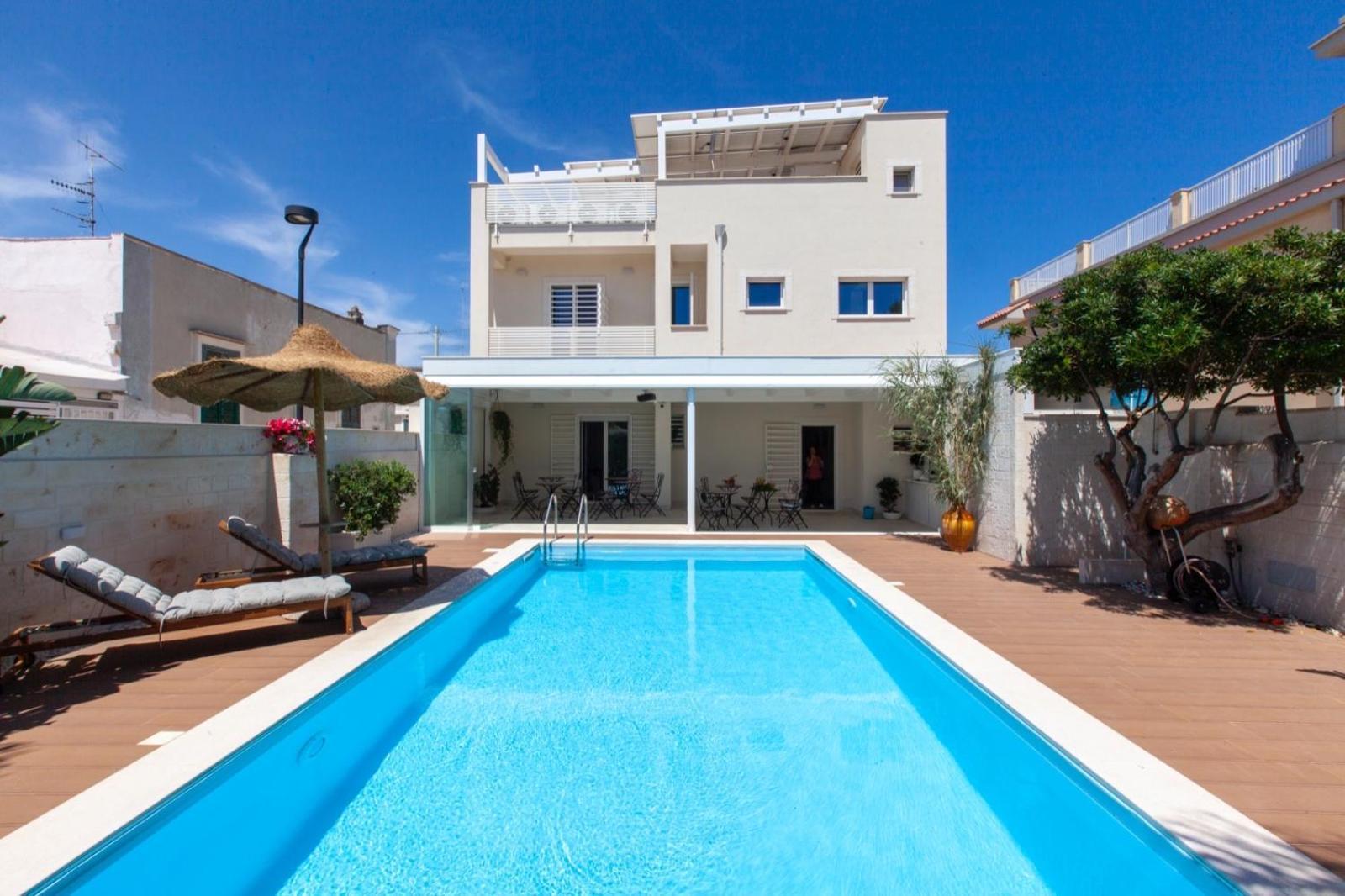 Dimora Nesea Bed and Breakfast Cozze Εξωτερικό φωτογραφία
