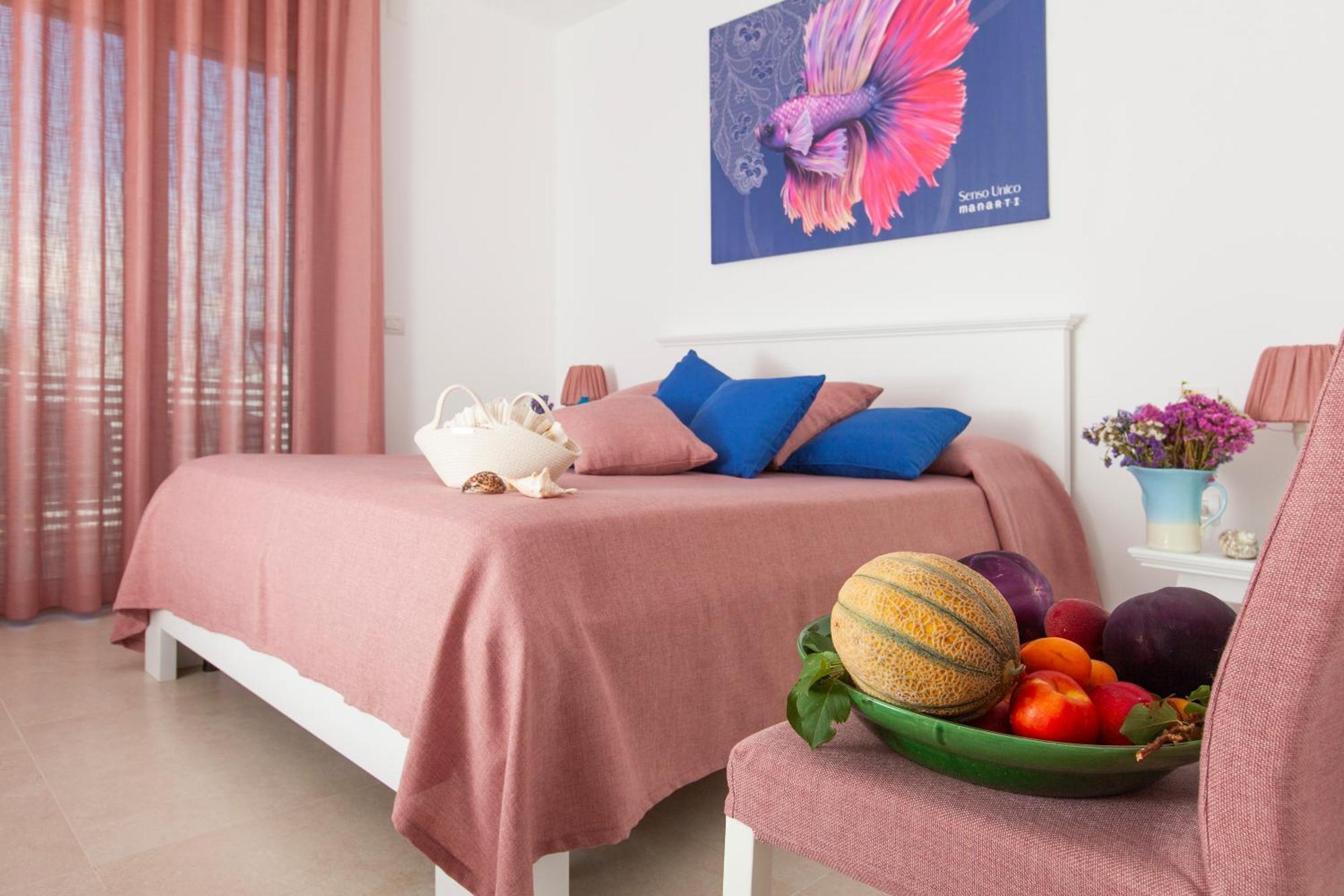 Dimora Nesea Bed and Breakfast Cozze Εξωτερικό φωτογραφία