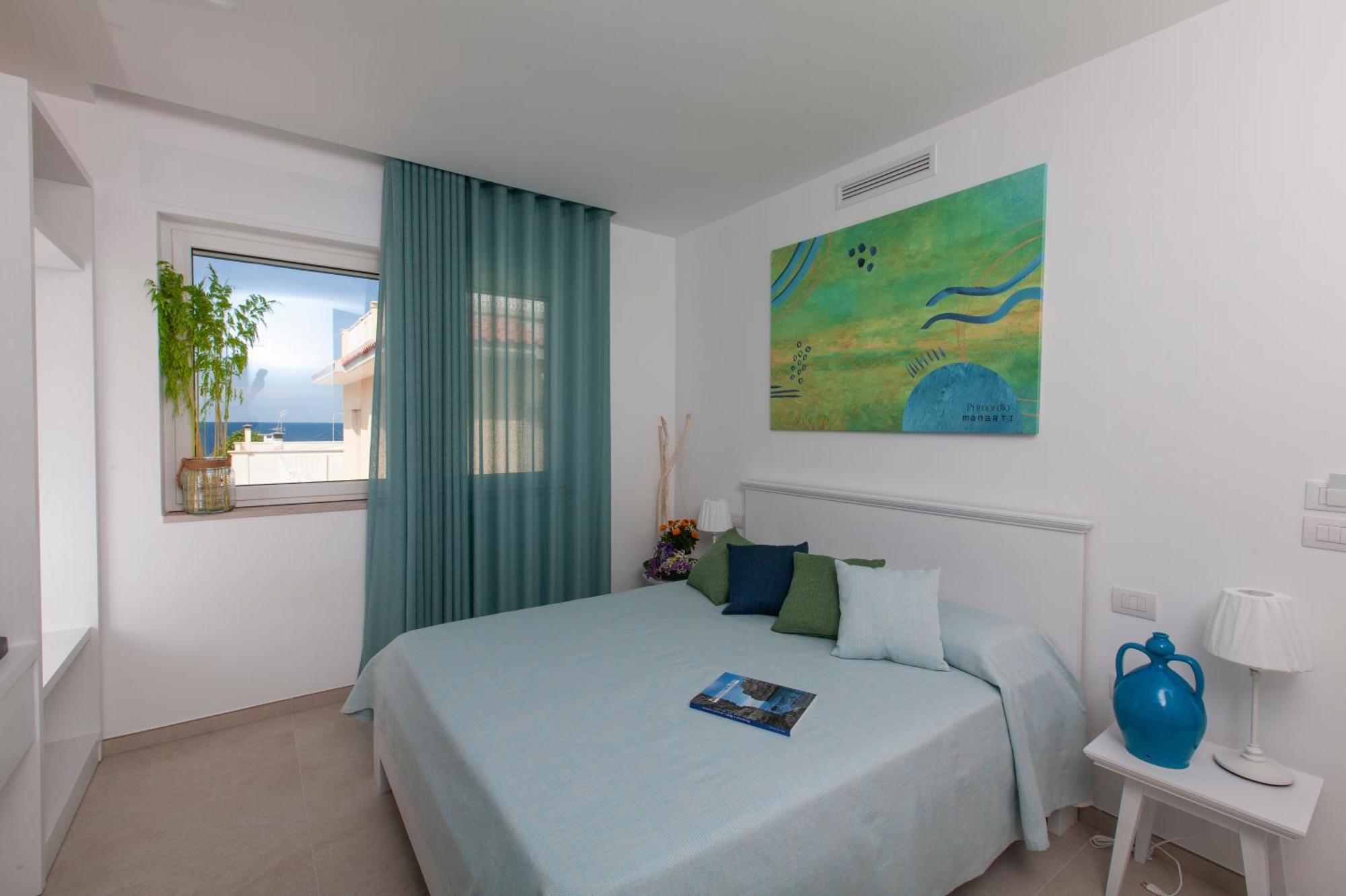 Dimora Nesea Bed and Breakfast Cozze Εξωτερικό φωτογραφία